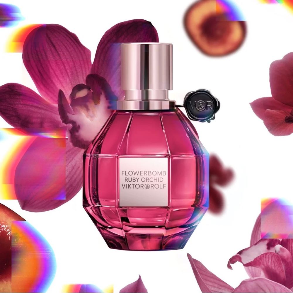 Flower bomb Ruby Orchard by Viktor & Rolf